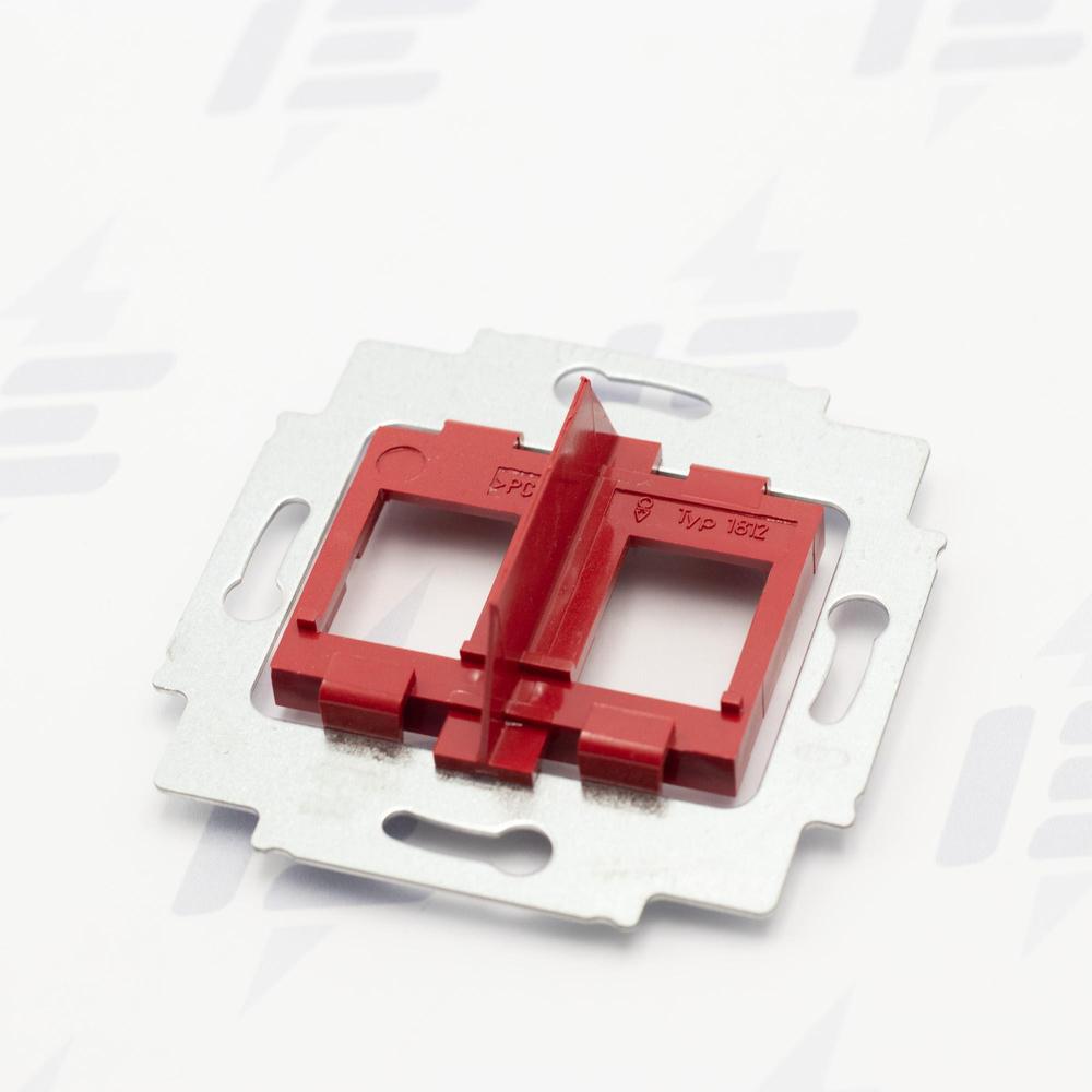 2CKA001753A8055 Třmen se soklem (pro 2x keystone)