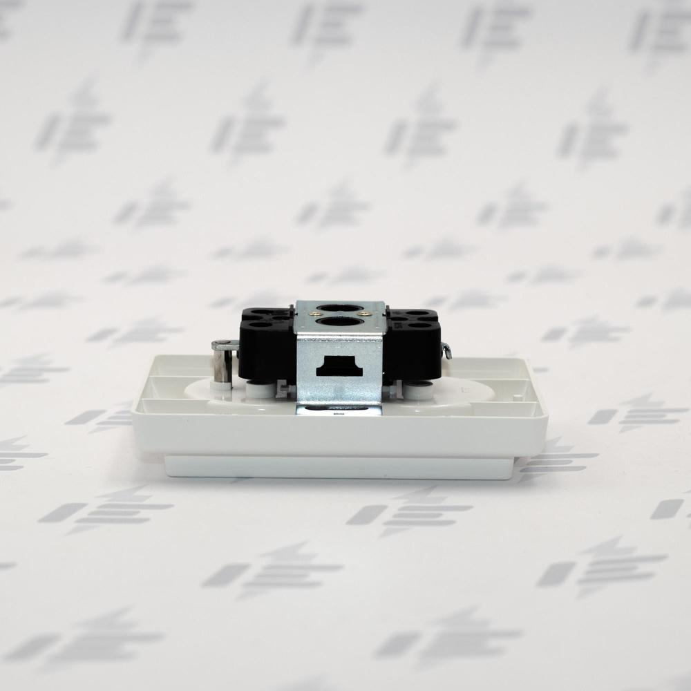 5512C-2349 B1 Zásuvka dvojnásobná chráněná