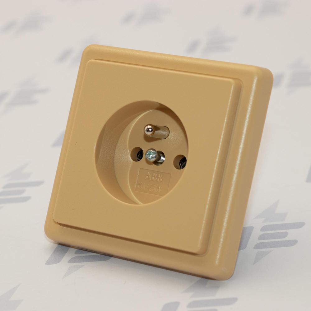 5517-2389 D2 Zásuvka jednonásobná, chráněná