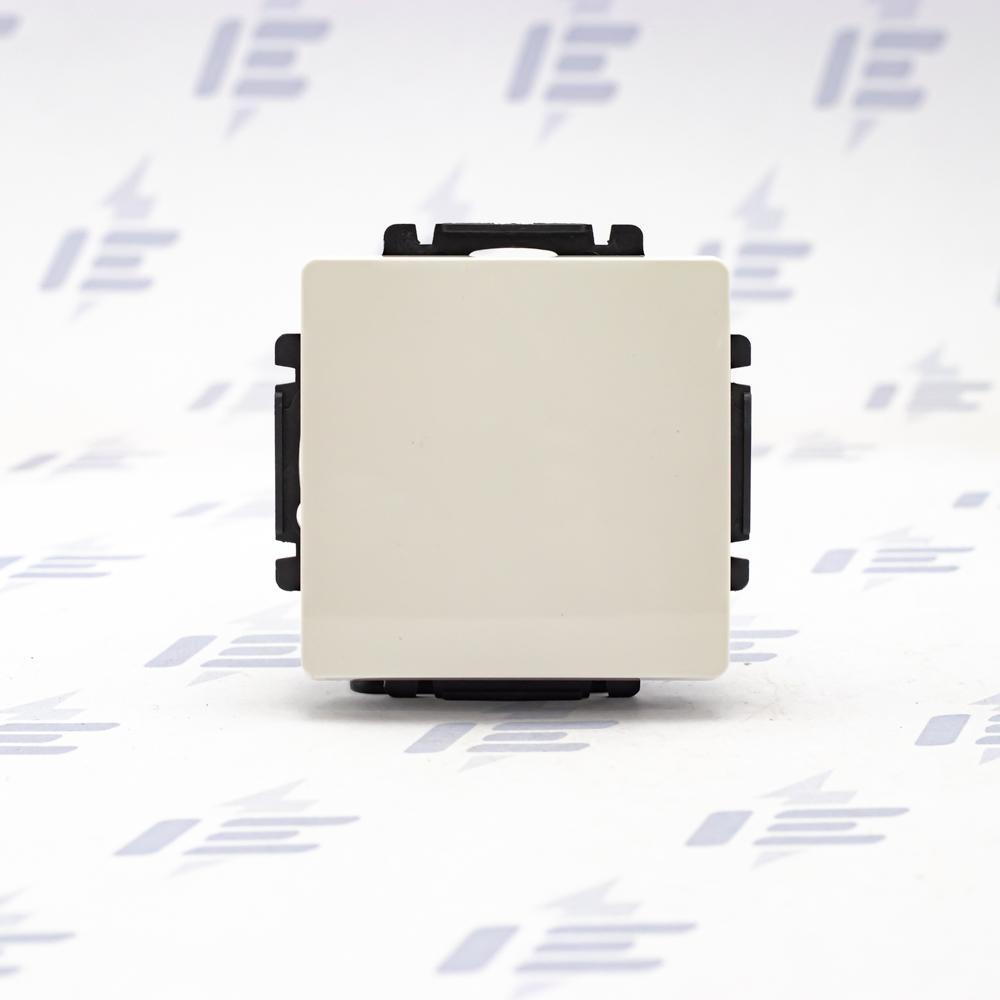 3557G-A01340 B1 Spínač jednopólový, řazení 1, s krytem