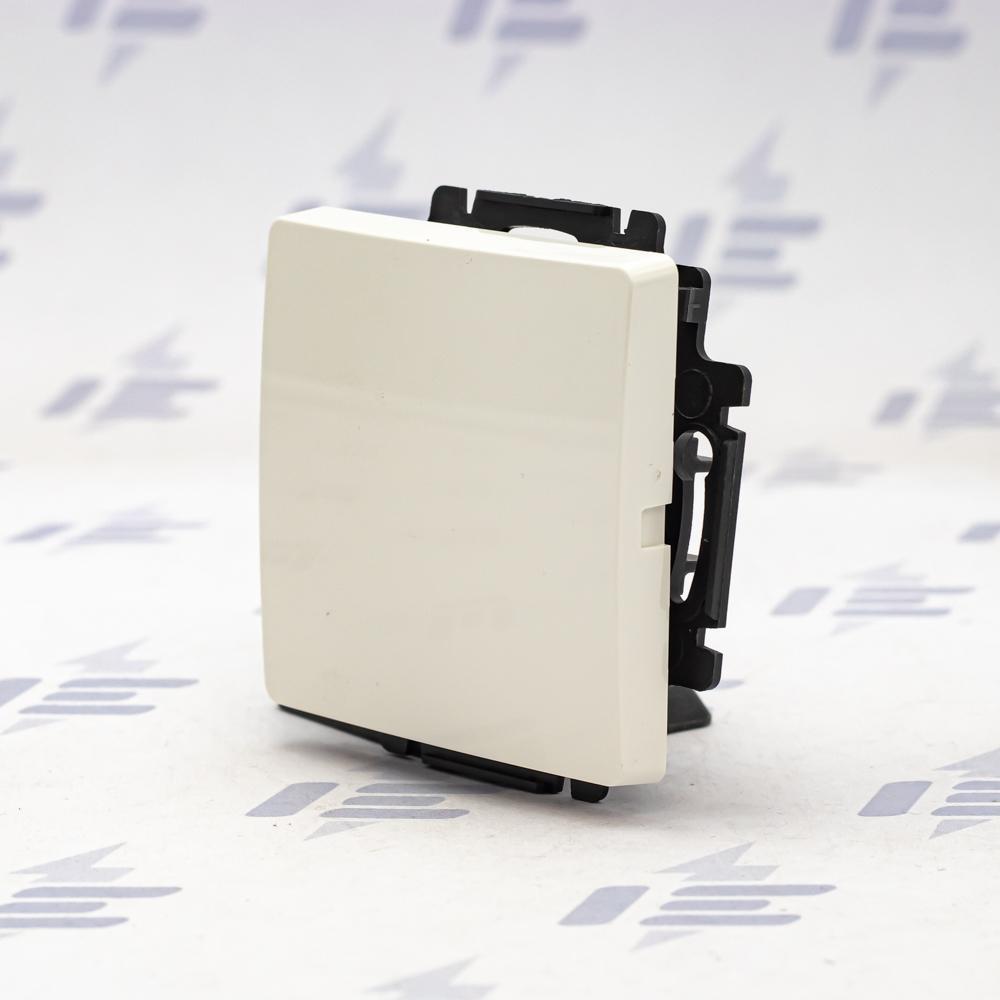 3557G-A80340 B1 Ovládač tlačítkový zapínací, řazení 1/0, s krytem