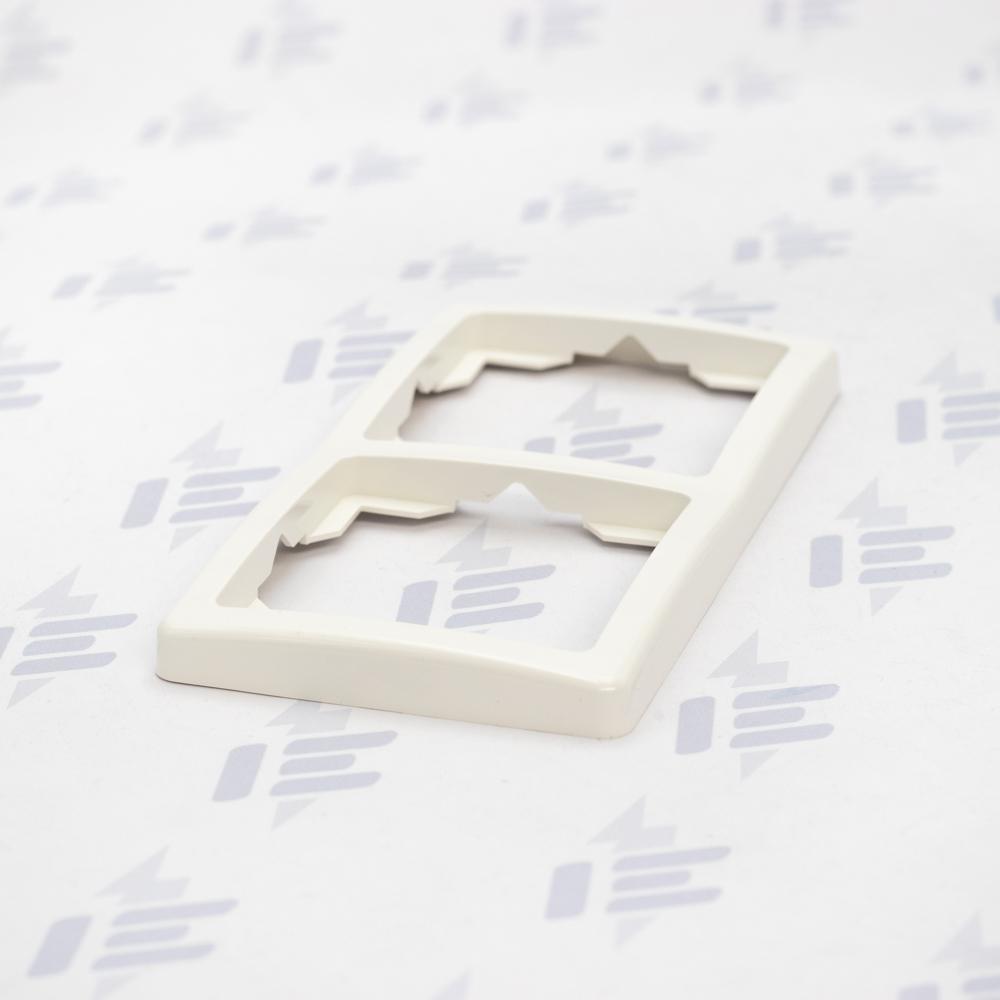 3901G-A00020 B1 Rámeček dvojnásobný, pro vodorovnou i svislou montáž