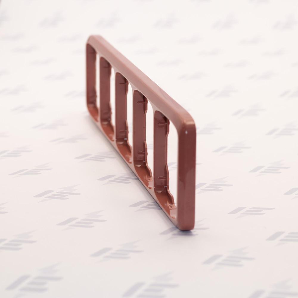 3901A-B50 R2 Rámeček pětinásobný, vodorovný