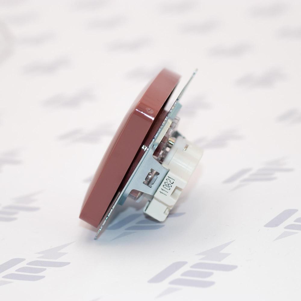 5519A-A02357 R2 Zásuvka jednonásobná, chráněná, s clonkami, s bezšroub. svorkami