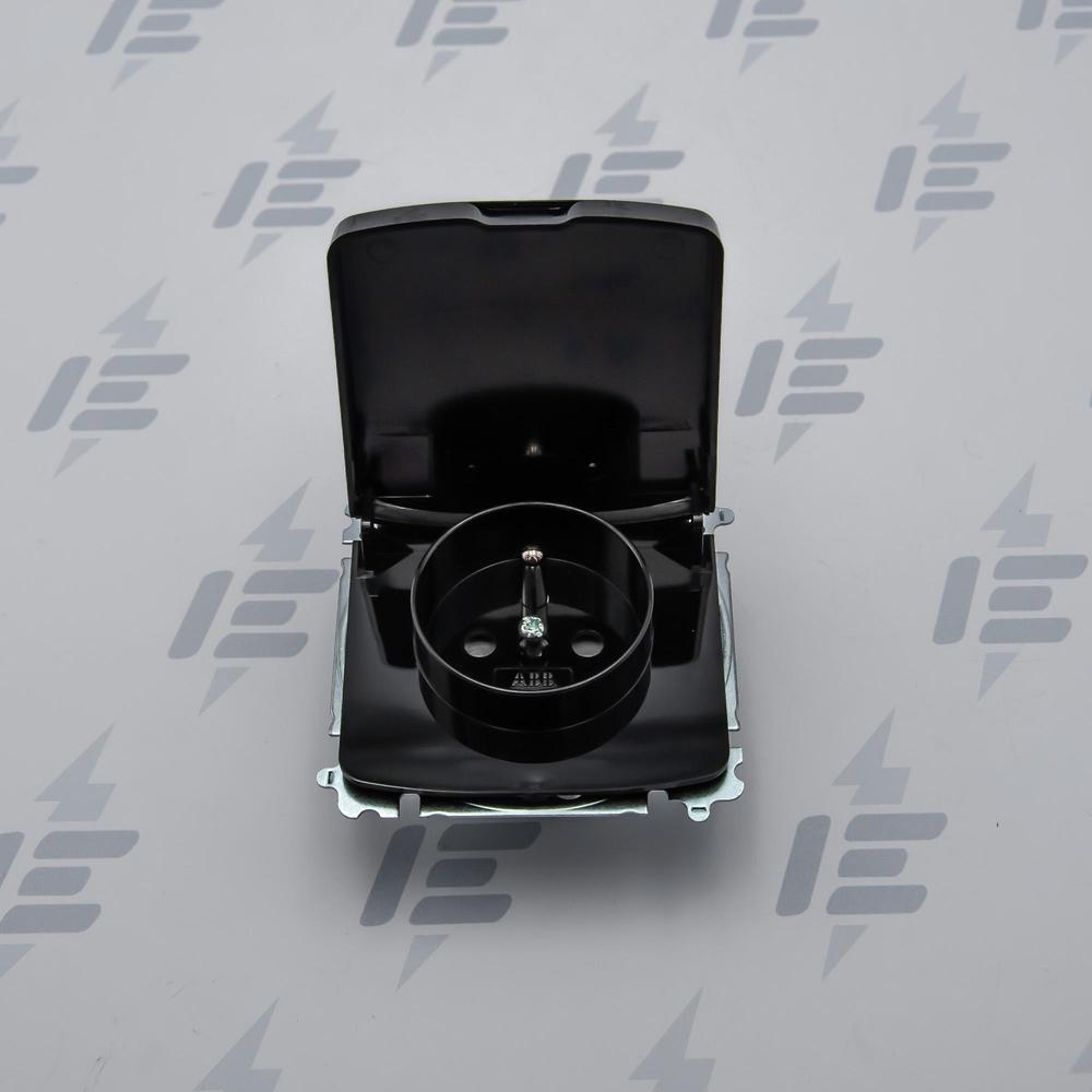 5519A-A02397 N Zásuvka jednonásobná, chráněná, s clonkami, s víčkem, s bezšroub. sv.