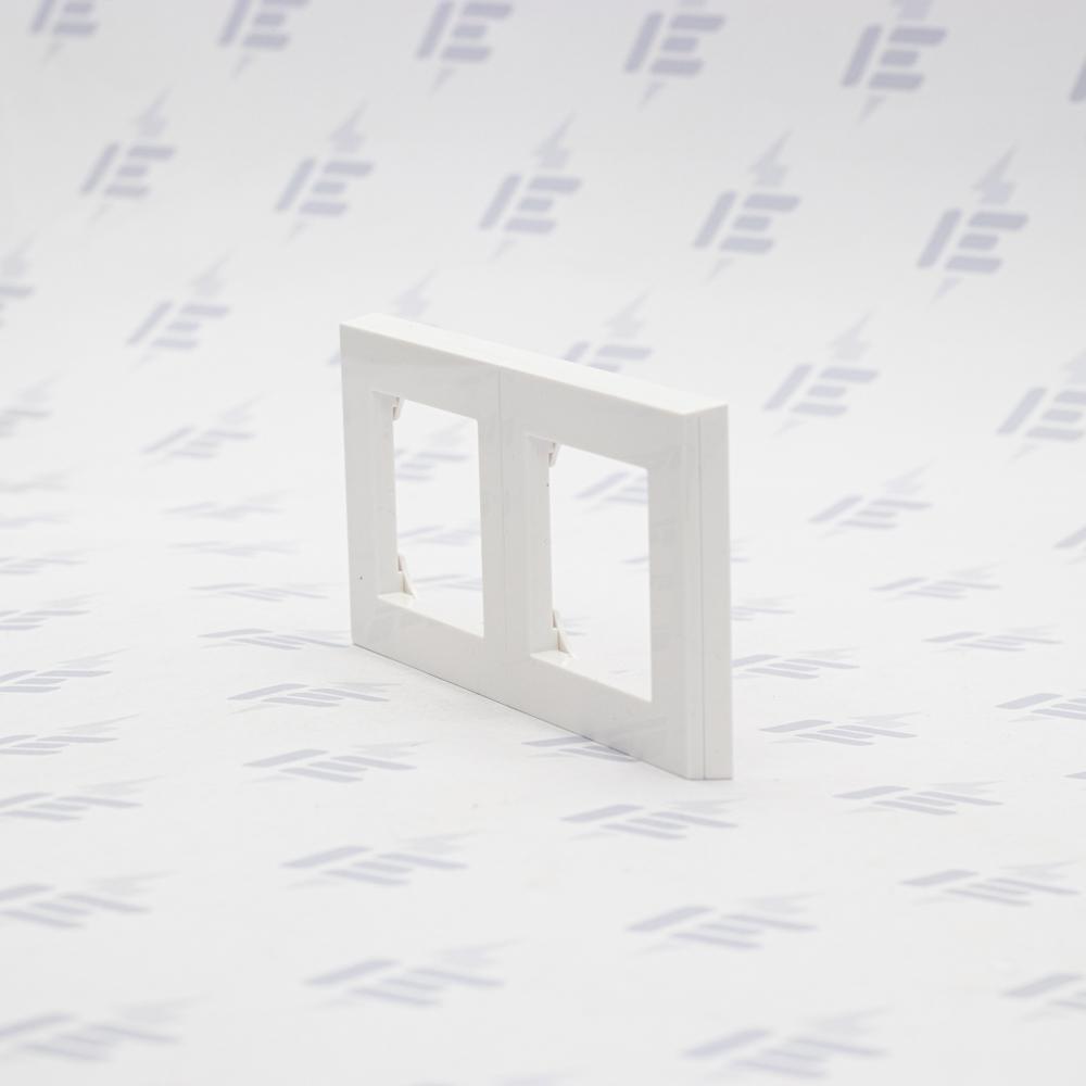 3901H-A05020 03 Rámeček dvojnásobný, pro vodorovnou i svislou montáž