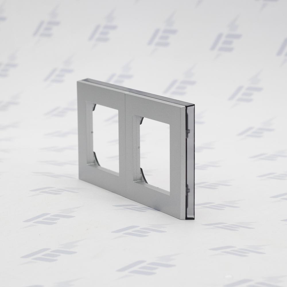 3901H-A05020 70 Rámeček dvojnásobný, pro vodorovnou i svislou montáž