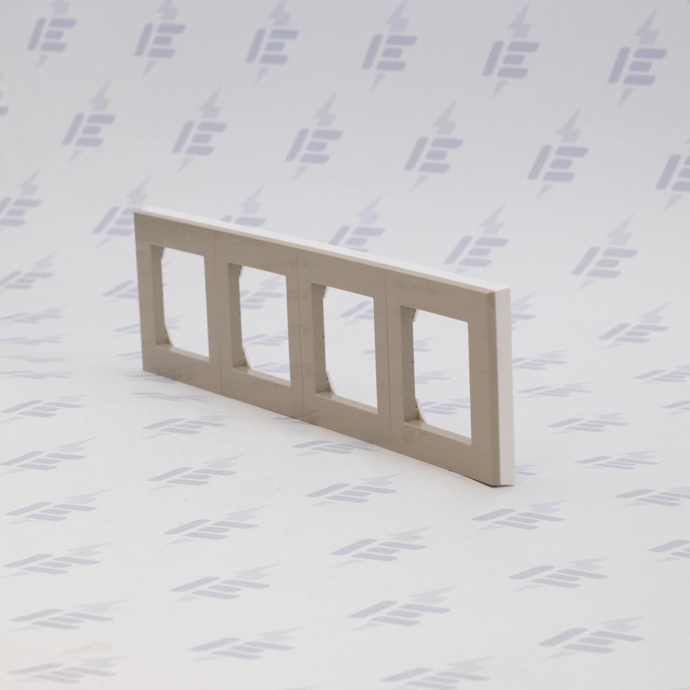 3901H-A05040 18 Rámeček čtyřnásobný, pro vodorovnou i svislou montáž