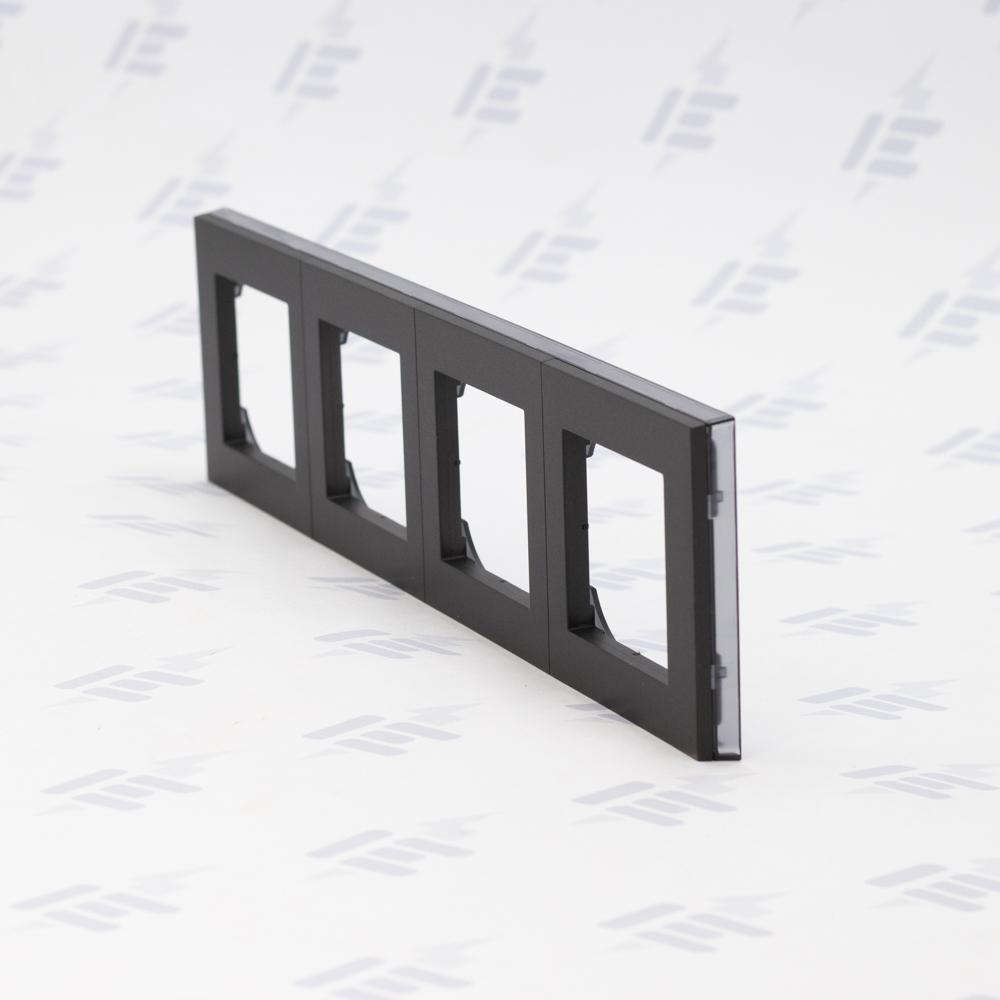 3901H-A05040 63 Rámeček čtyřnásobný, pro vodorovnou i svislou montáž