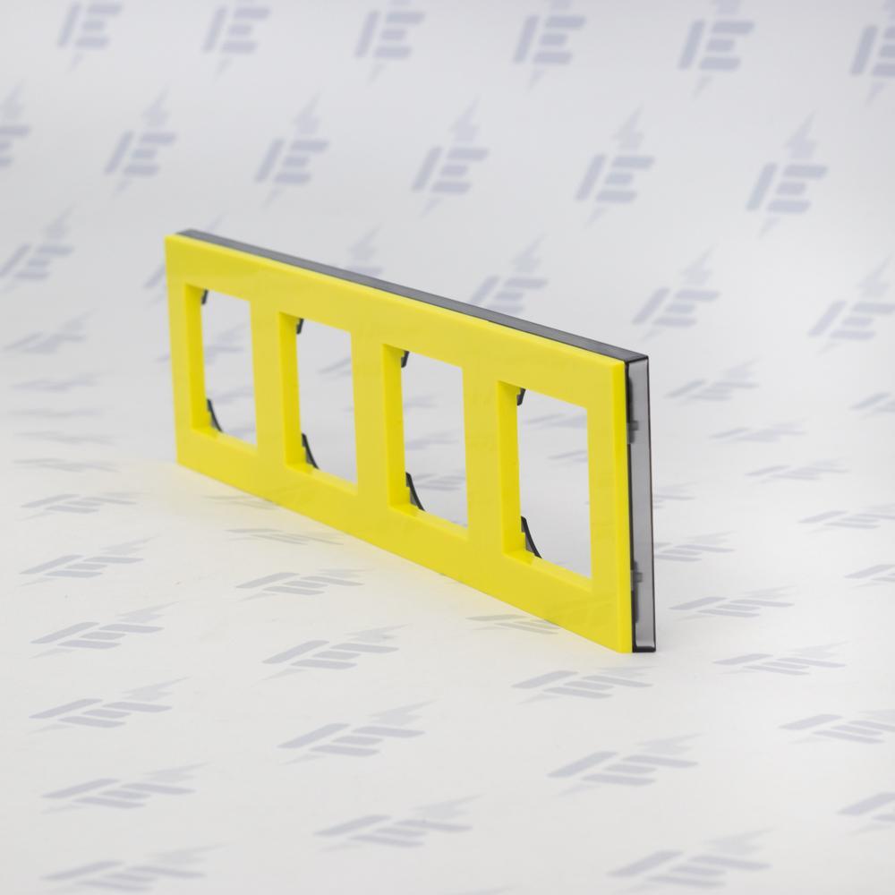 3901H-A05040 64 Rámeček čtyřnásobný, pro vodorovnou i svislou montáž