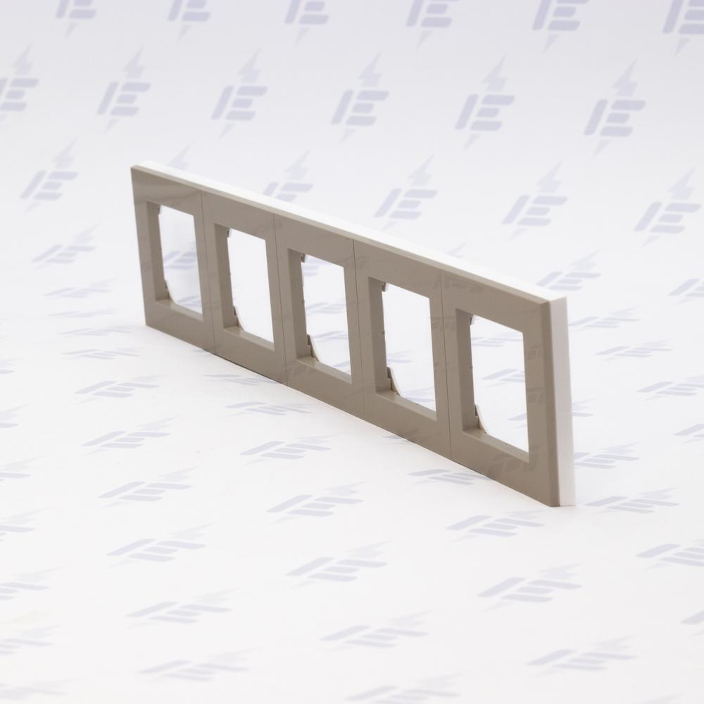 3901H-A05050 18 Rámeček pětinásobný, pro vodorovnou i svislou montáž