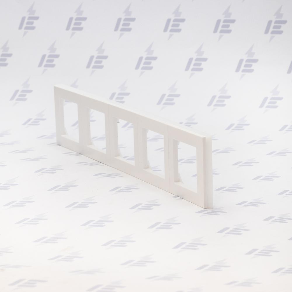 3901H-A05050 68 Rámeček pětinásobný, pro vodorovnou i svislou montáž