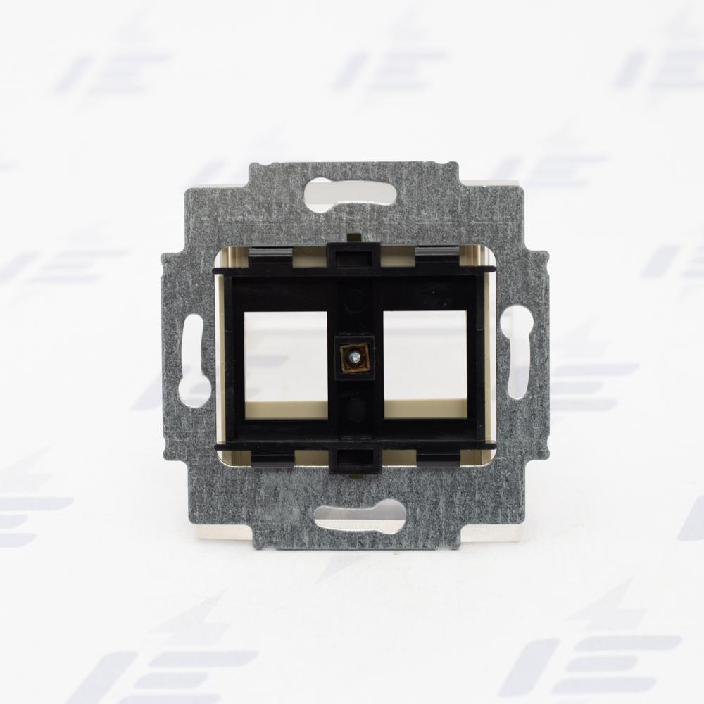 5014H-A01018 17 Kryt zásuvky komunikační přímé (2x), s kovovým upevňovacím třmenem