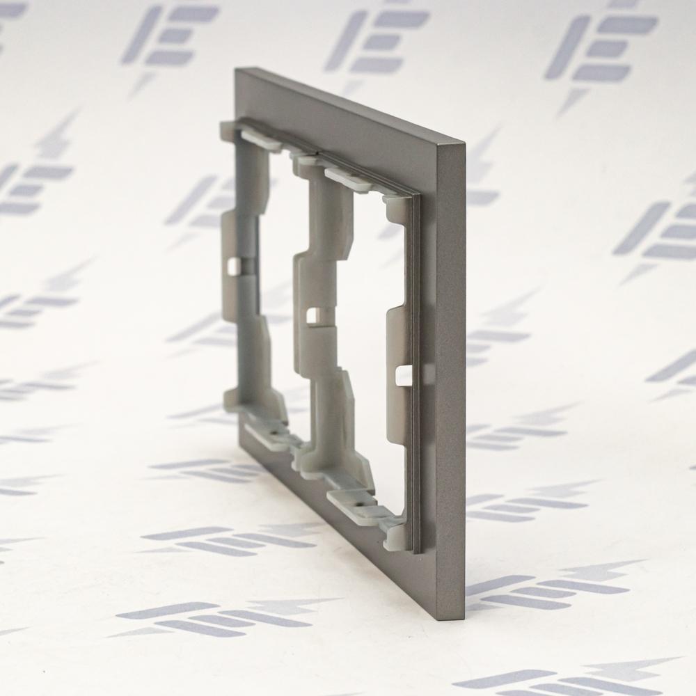 3901M-A00120 36 Rámeček dvojnásobný, pro vodorovnou i svislou montáž