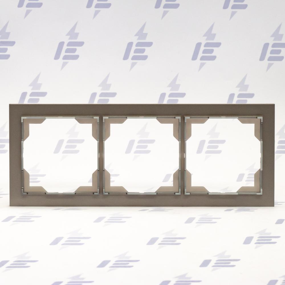 3901M-A00130 36 Rámeček trojnásobný, pro vodorovnou i svislou montáž