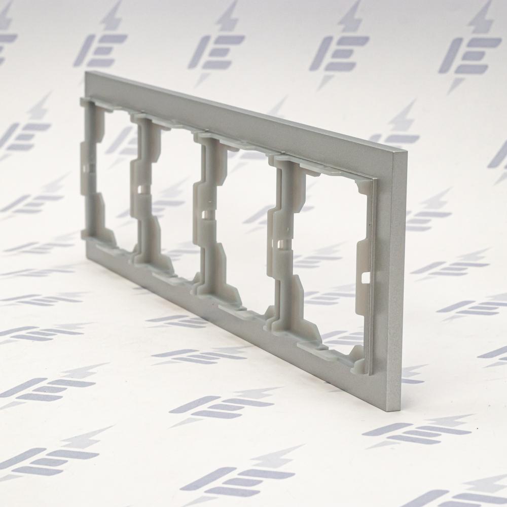 3901M-A00140 08 Rámeček čtyřnásobný, pro vodorovnou i svislou montáž