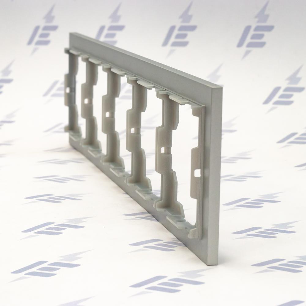 3901M-A00150 08 Rámeček pětinásobný, pro vodorovnou i svislou montáž