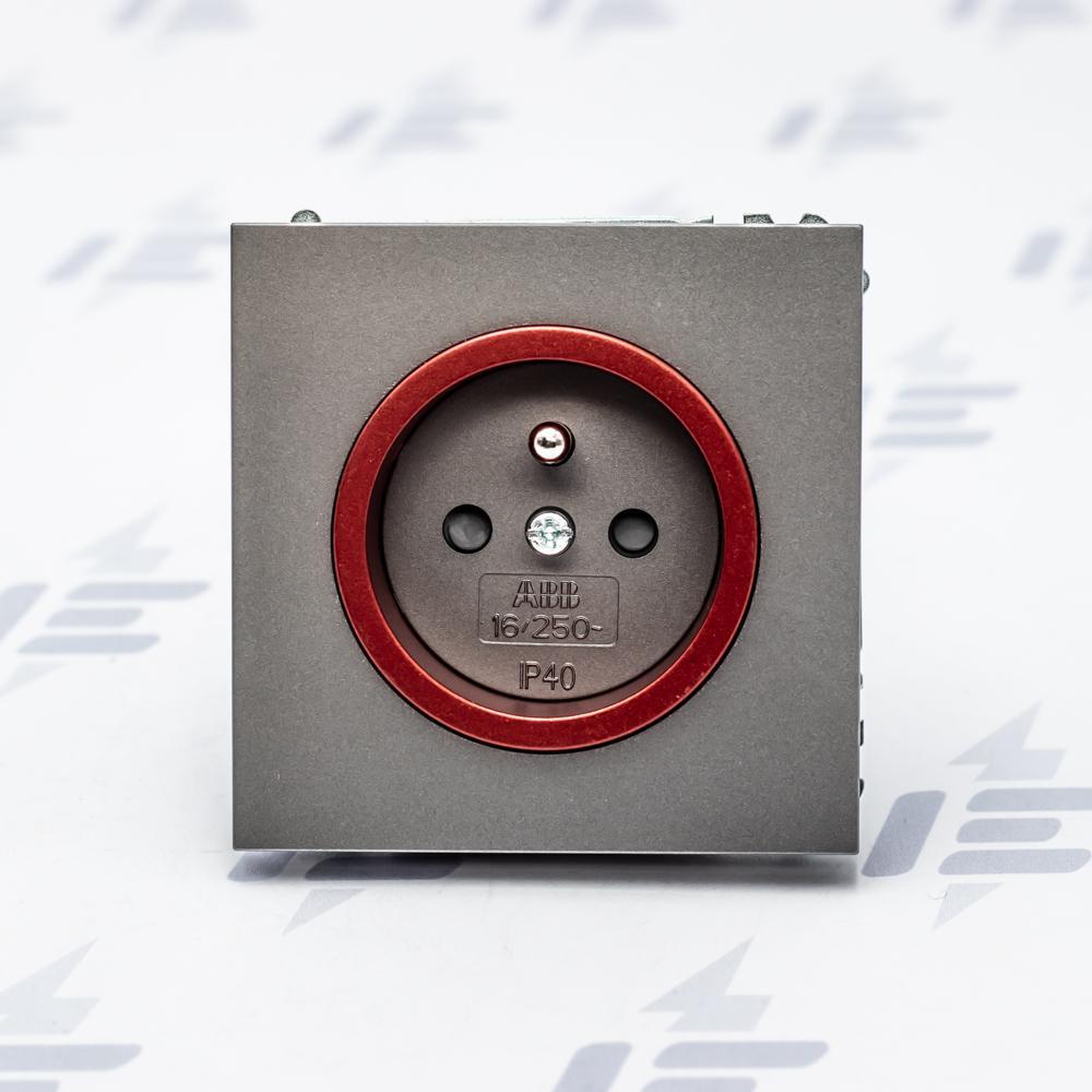 5519M-A02357 71 Zásuvka jednonásobná, s ochr. kolíkem, s clonkami, s bezšroub. sv.