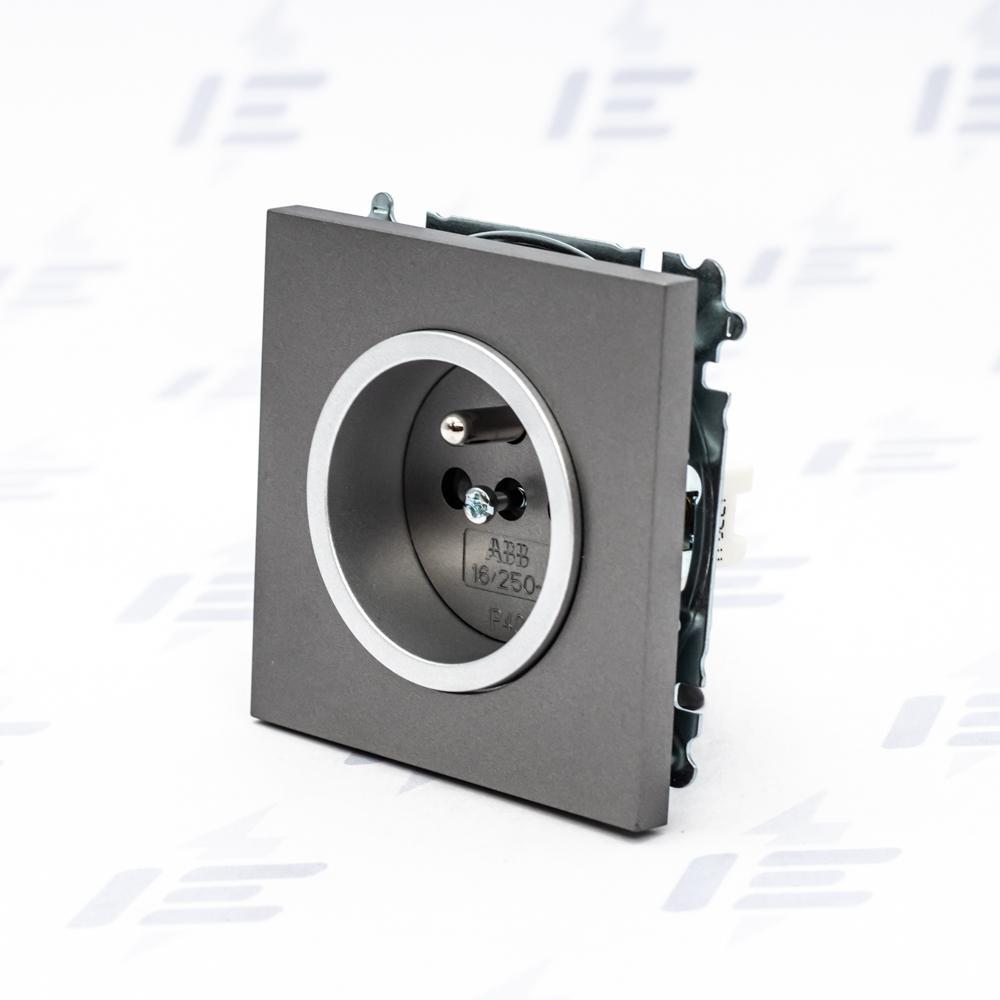 5519M-A02357 73 Zásuvka jednonásobná, s ochr. kolíkem, s clonkami, s bezšroub. sv.