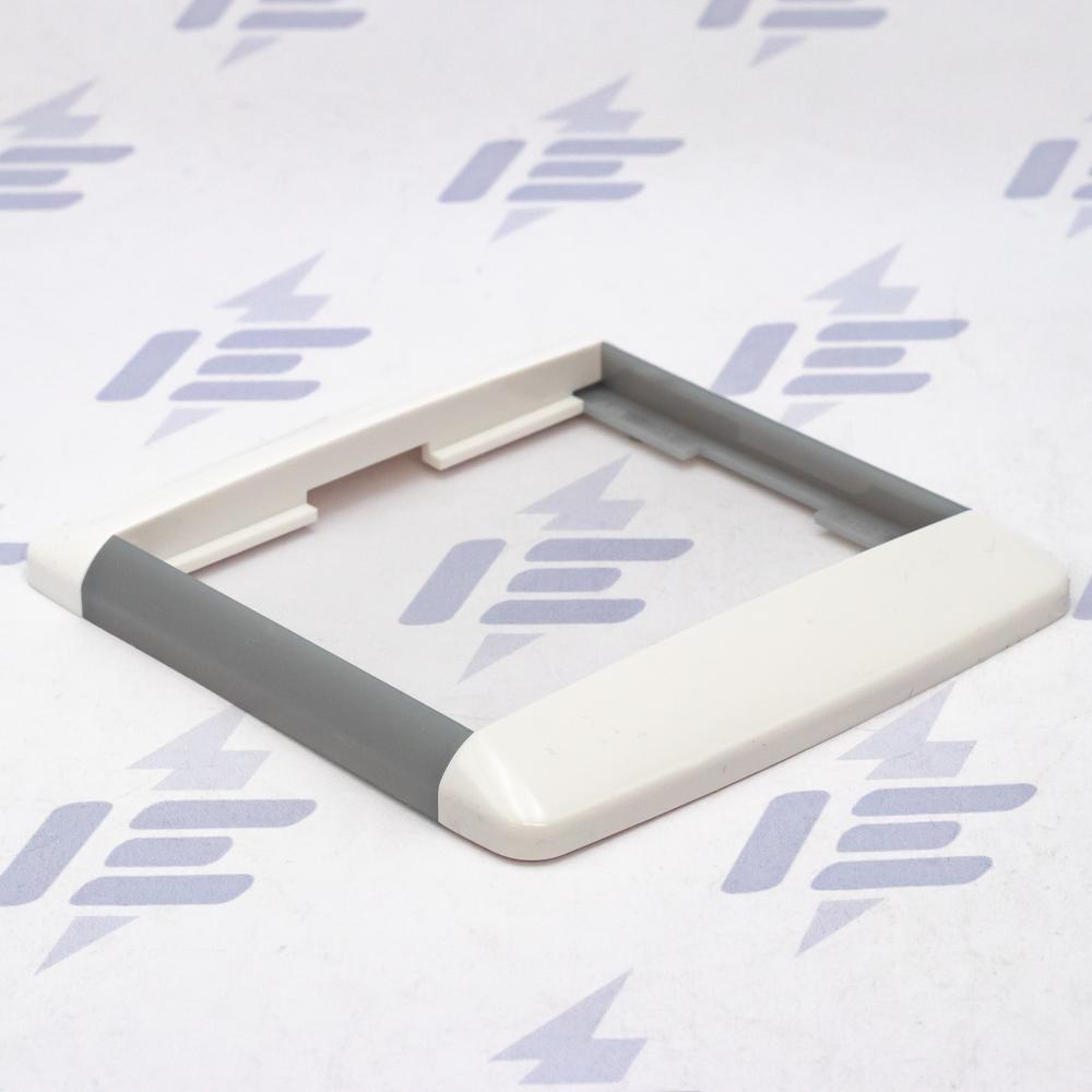 3901E-A00110 04 Rámeček jednonásobný