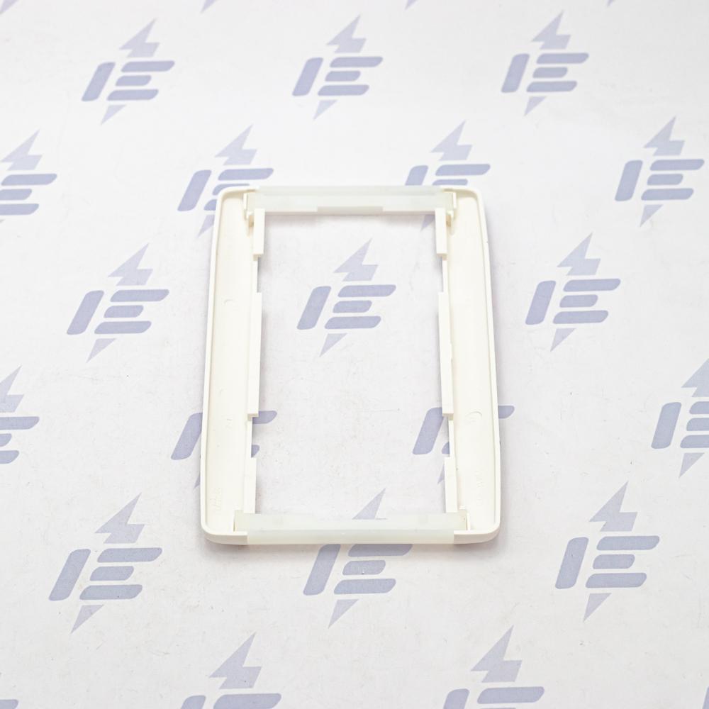 Rámeček dvojnásobný, svislý