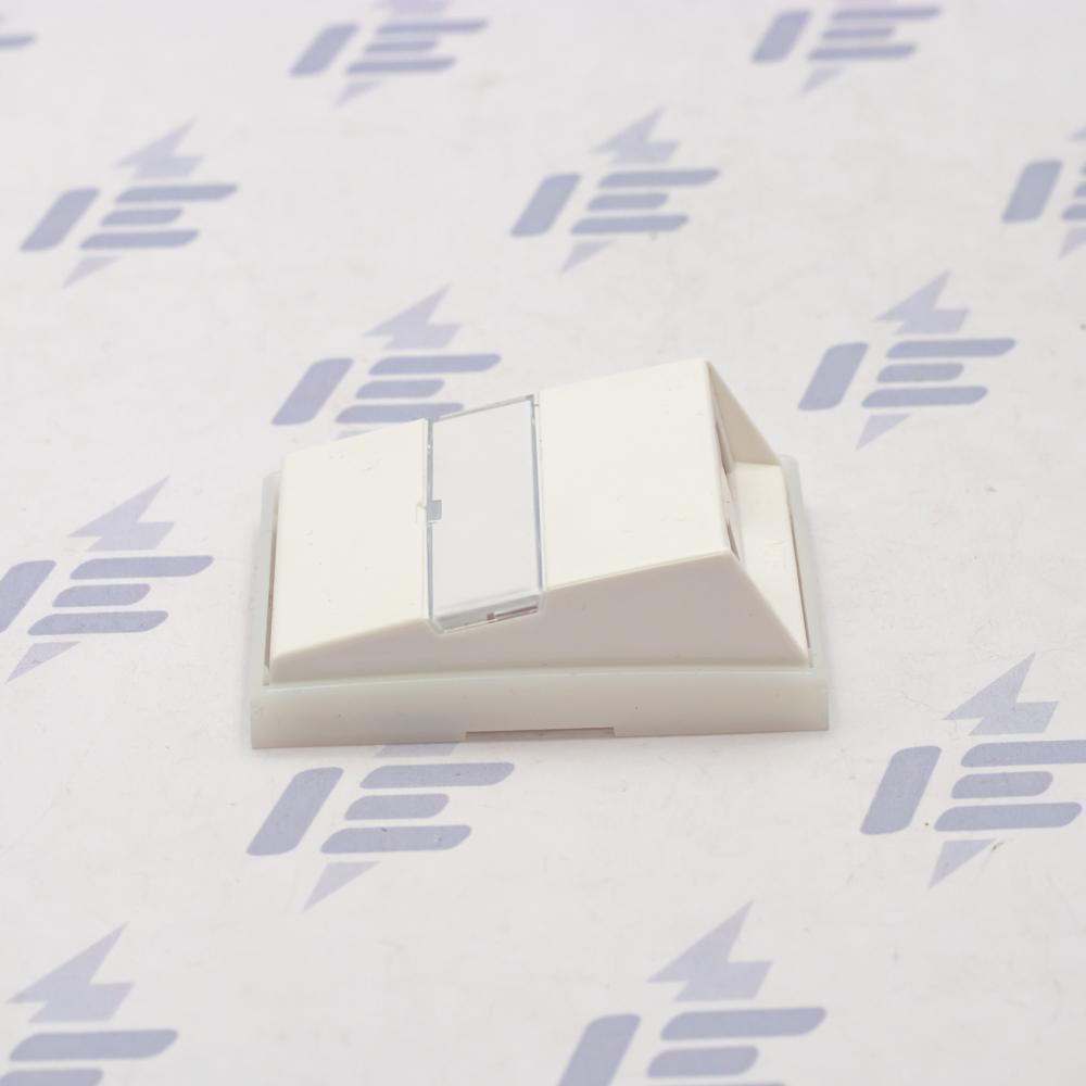 5013E-A00252 01 Kryt zásuvky ISDN průchozí, dvojnásobné