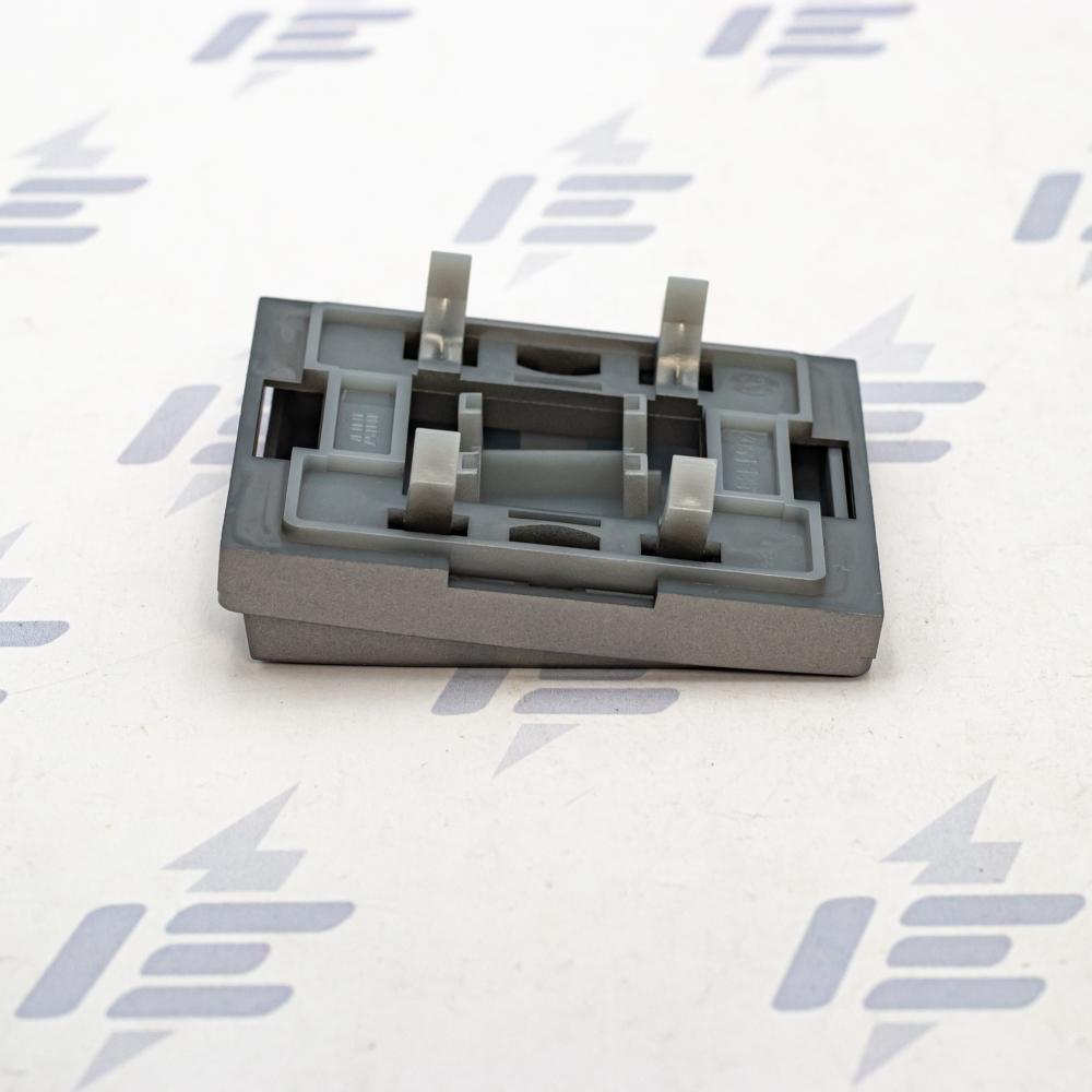 3558E-A00651 36 Kryt spínače jednoduchý