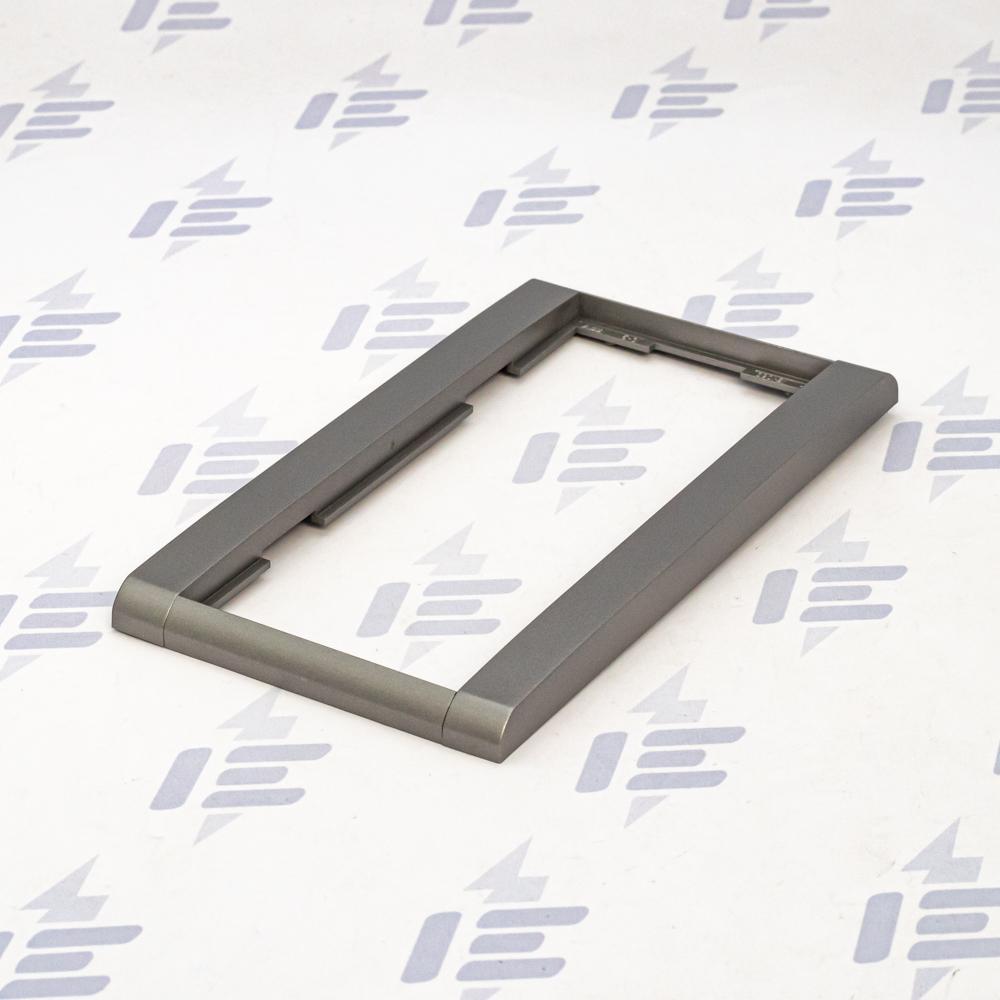 3901F-A00121 36 Rámeček dvojnásobný, svislý