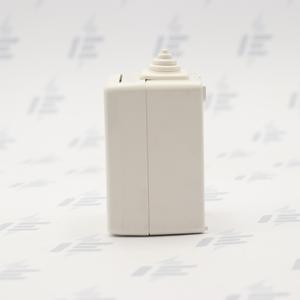 5518-2929 B Zásuvka jednonásobná s víčkem, IP44