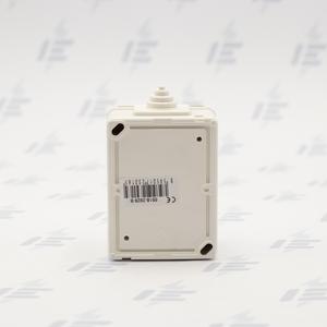 5518-2929 B Zásuvka jednonásobná s víčkem, IP44