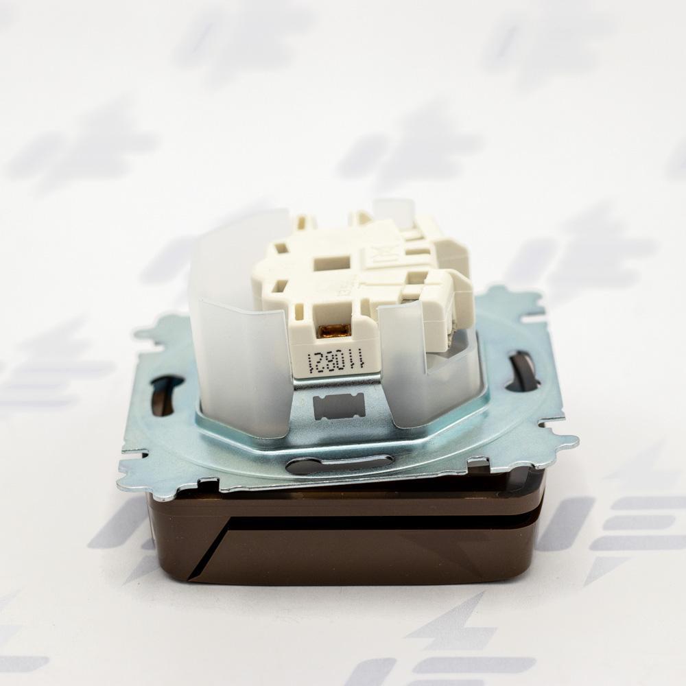 5519A-A02997 H Zásuvka jednonásobná s clonkami, s víčkem, IP44, bezšroubové svorky