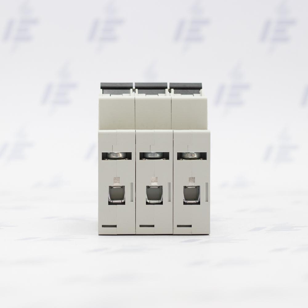 PL6-B32/3 Jistič PL6, char B, 3-pólový, Icn=6kA, In=32A (286592)