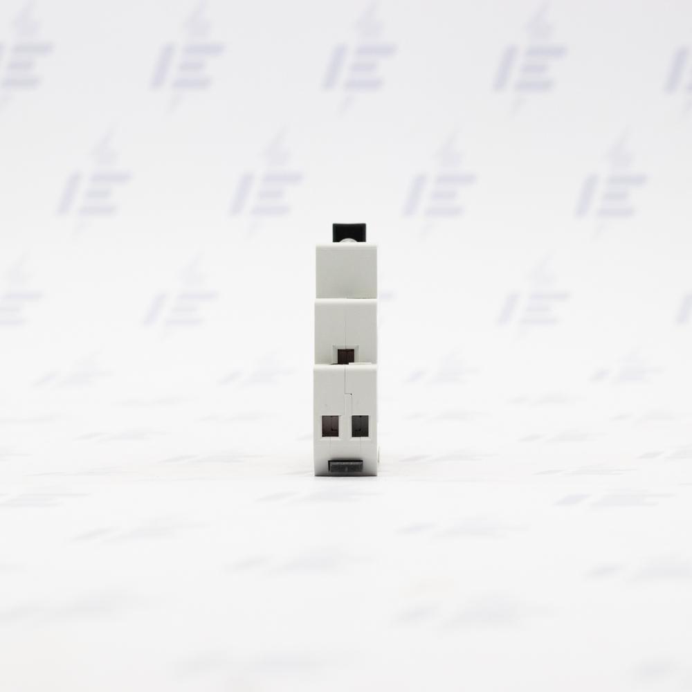 Z-R230/16-10 Instalační relé 230V AC, 1 zap. kont., 16A, LED a tlačítko (ICS-R16A230B100)