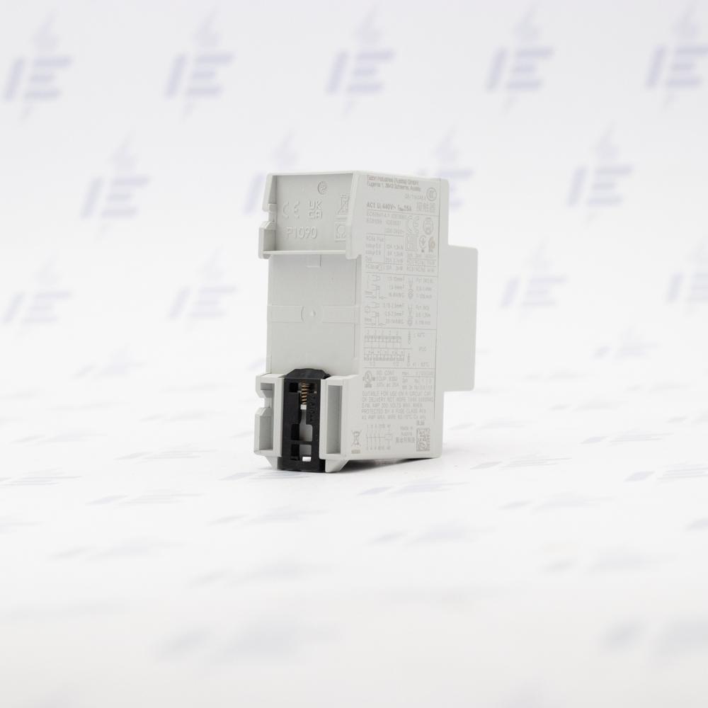 Z-SCH230/25-40 Instalační stykač, Uc=230V AC, In=25A, 4zap. kont. (248847)