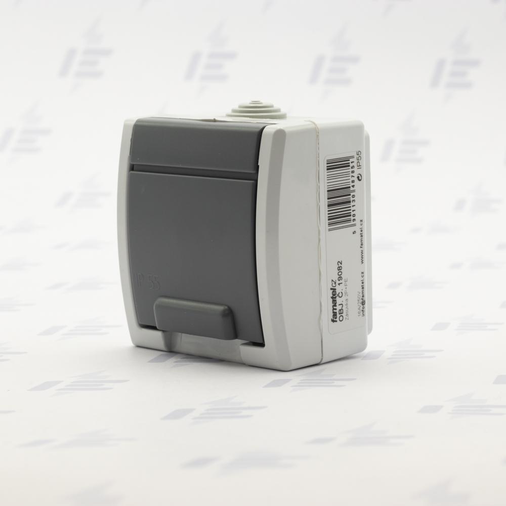 19082 ATLAS IP55 Zásuvka 2P+PE s ochr. kolíkem, šedá