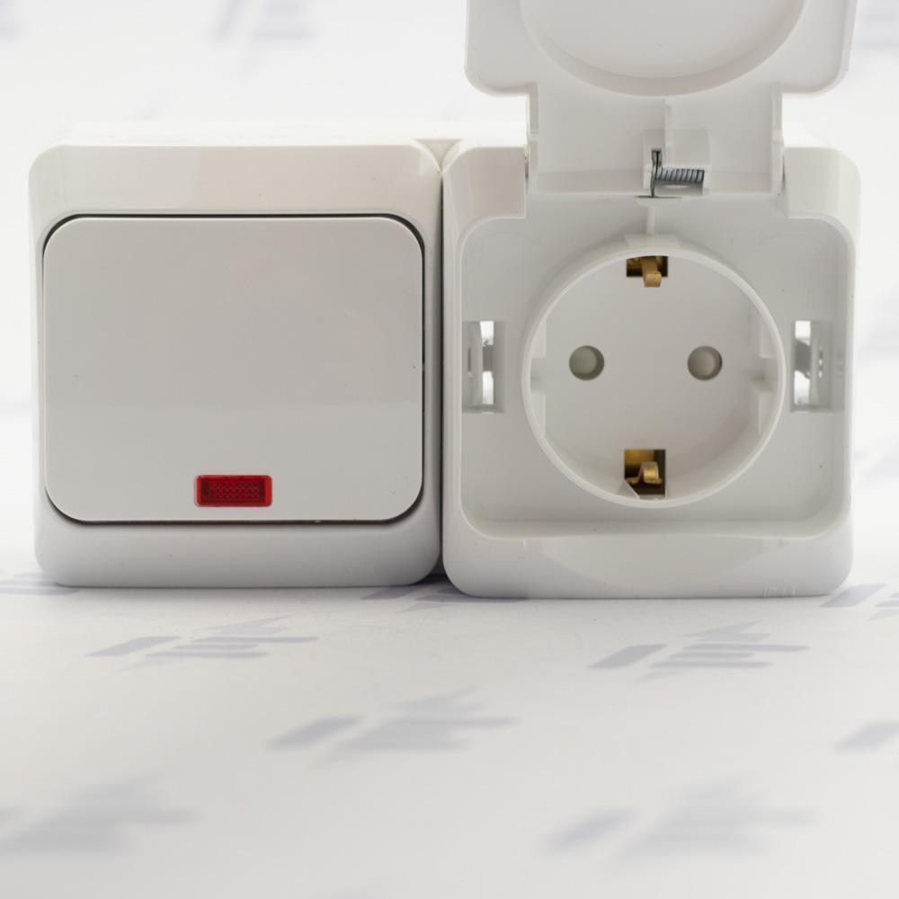 WDE000505 Cedar Plus IP44 - Zásuvka SCHUKO 230V 16A a přepínač střídavý s orientační kontrolkou řazení 6So, b