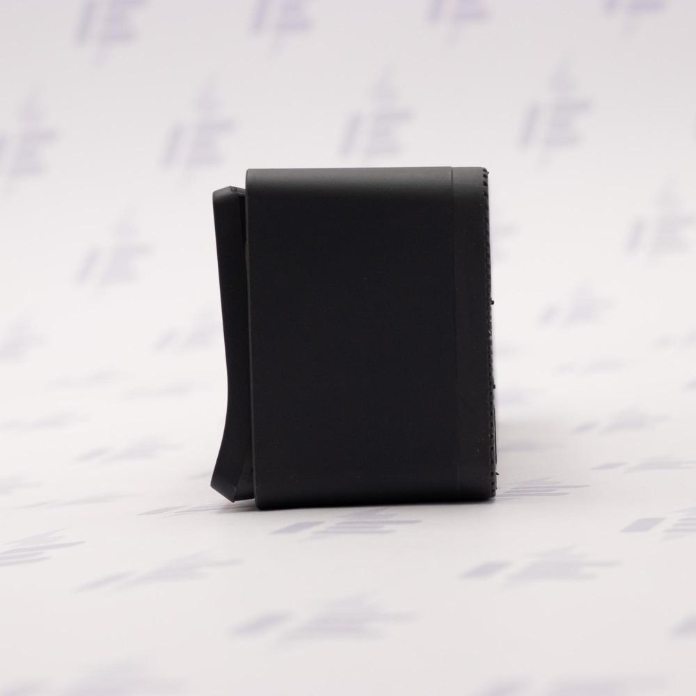 MUR36037 Mureva Styl - Kompletní zásuvka trojitá 16A 2P+E, clonky, bezšroubová, IP55, povrchová, Antracit