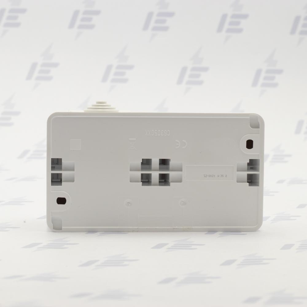 WDE000580 Cedar Plus IP44 - Zásuvka 230V 16A a spínač jednopólový řazení 1, bílá