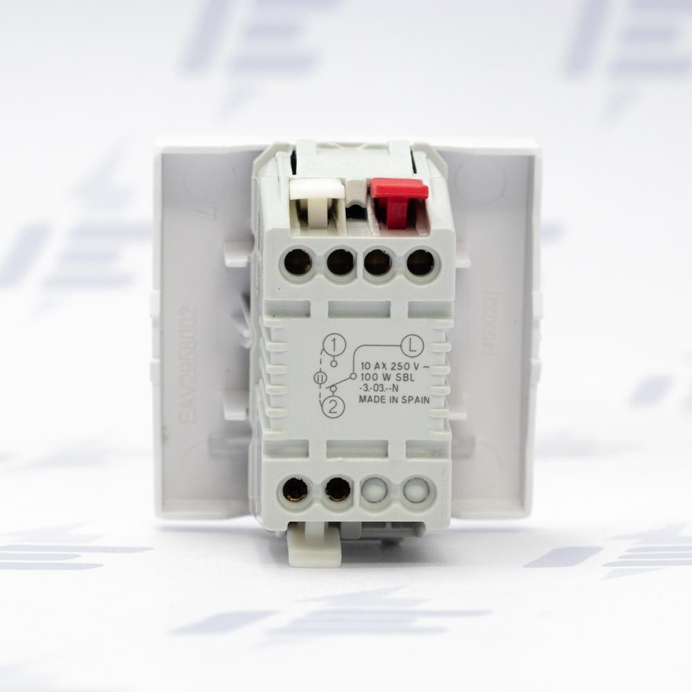 MGU3.203.18N Unica - Přepínač střídavý s orientační kontrolkou, řazení 6So, Polar