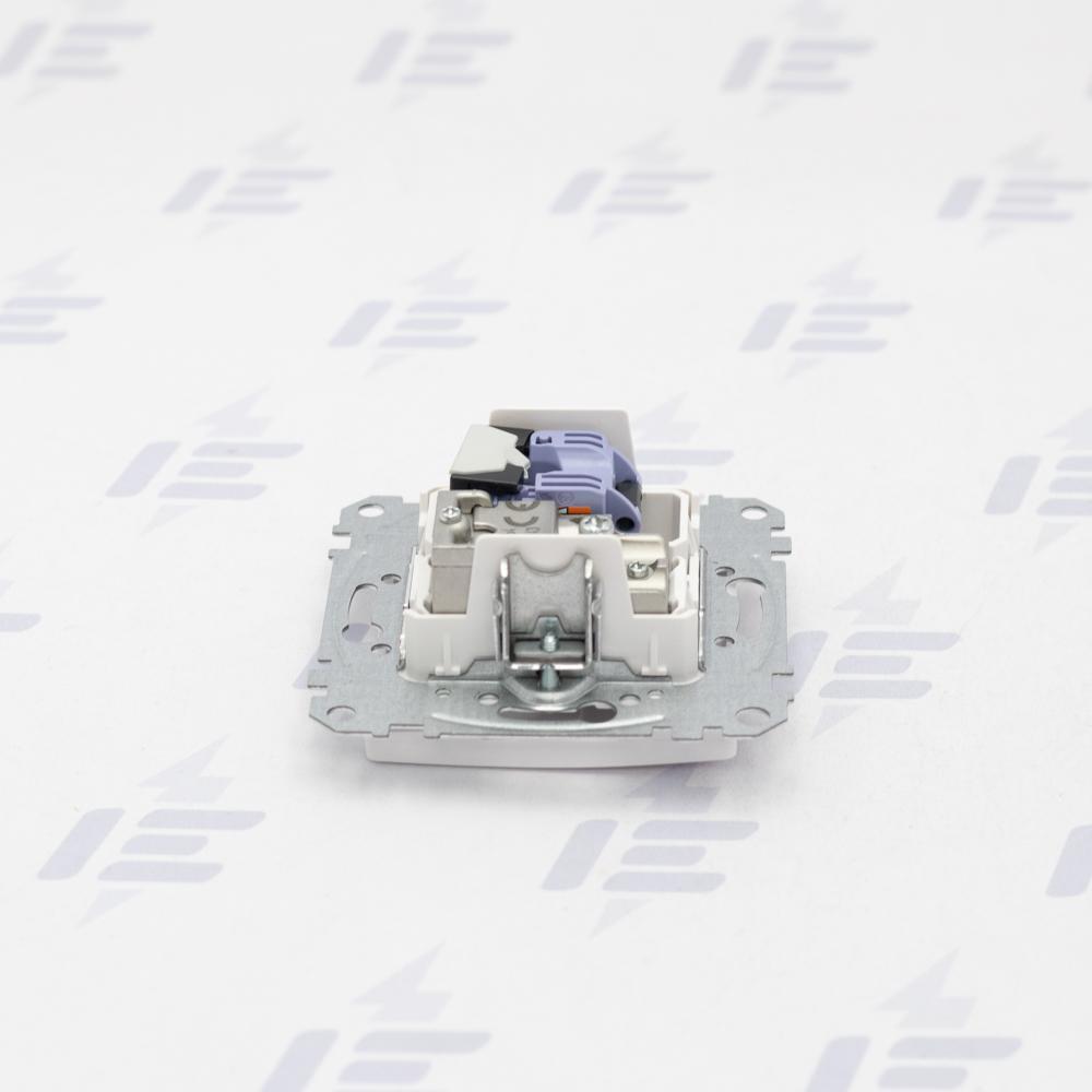 SDD111469T Sedna D/E - Datová zásuvka RJ45 kat.6 UTP+TV individuální, Bílá