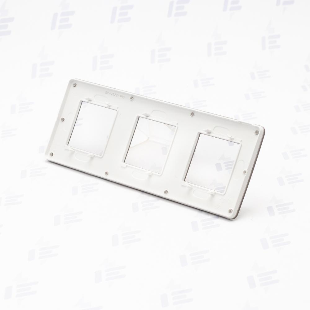 NU280616 Unica Studio Color - Krycí rámeček trojnásobný, Chocolate/Bílý