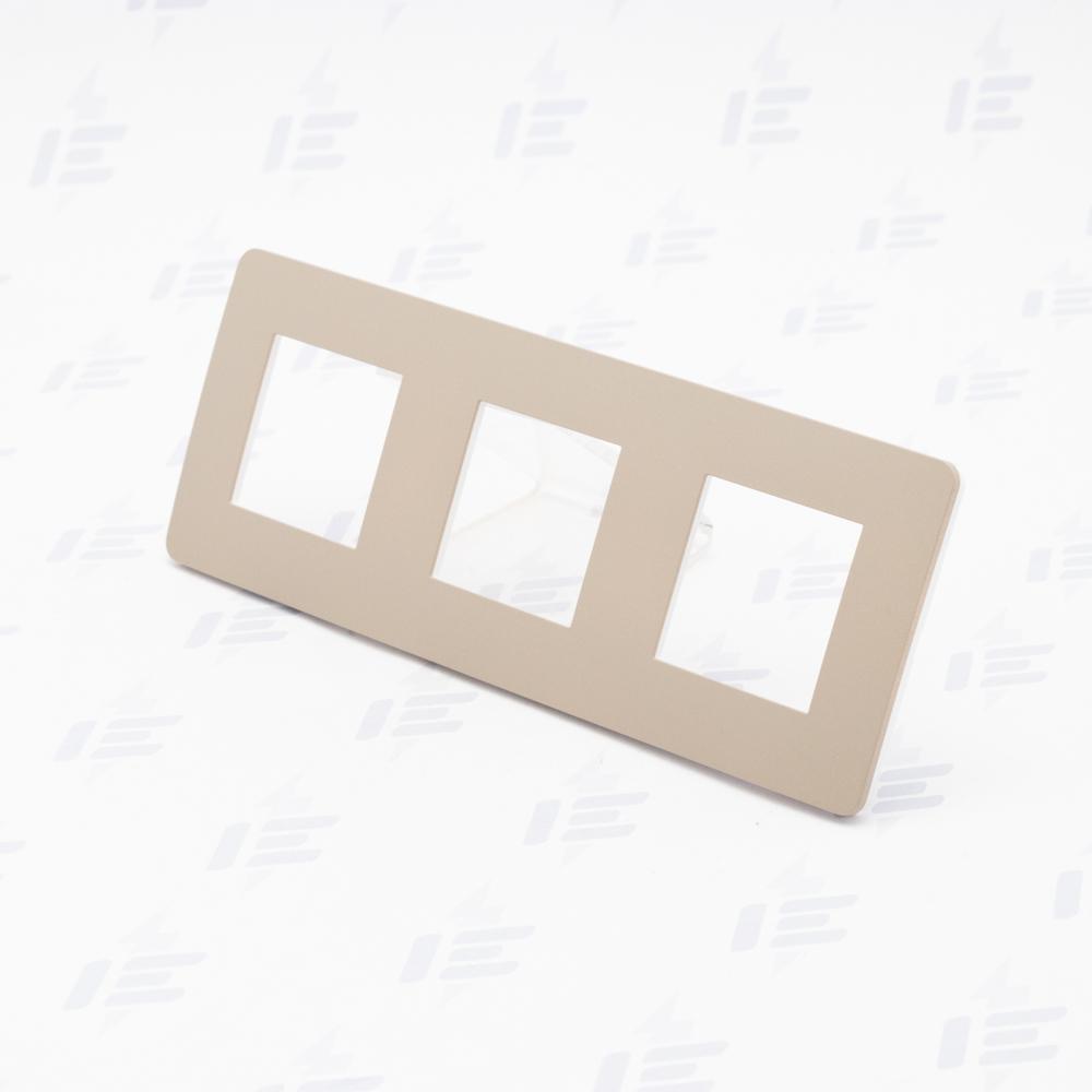 NU280626 Unica Studio Color - Krycí rámeček trojnásobný, Taupe/Bílý