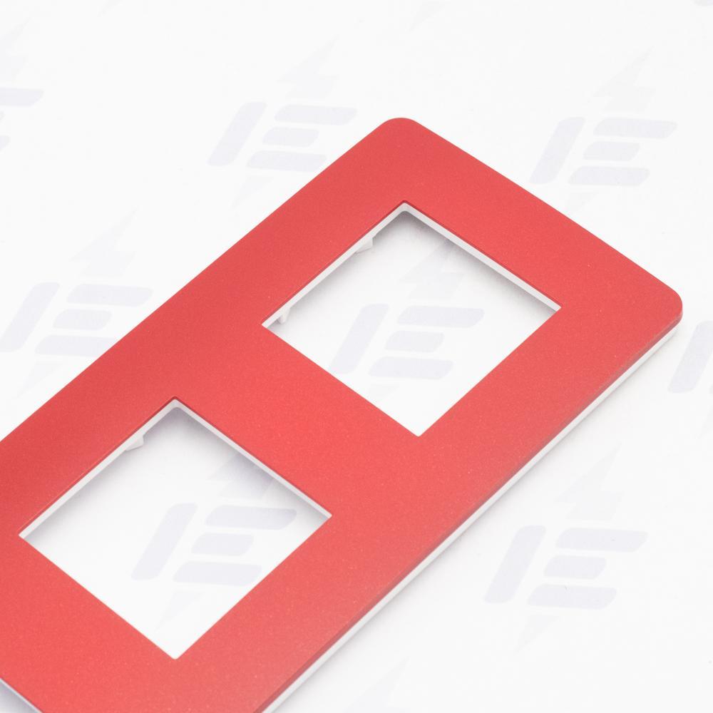 Unica Studio Color - Krycí rámeček trojnásobný, Red/Bílý