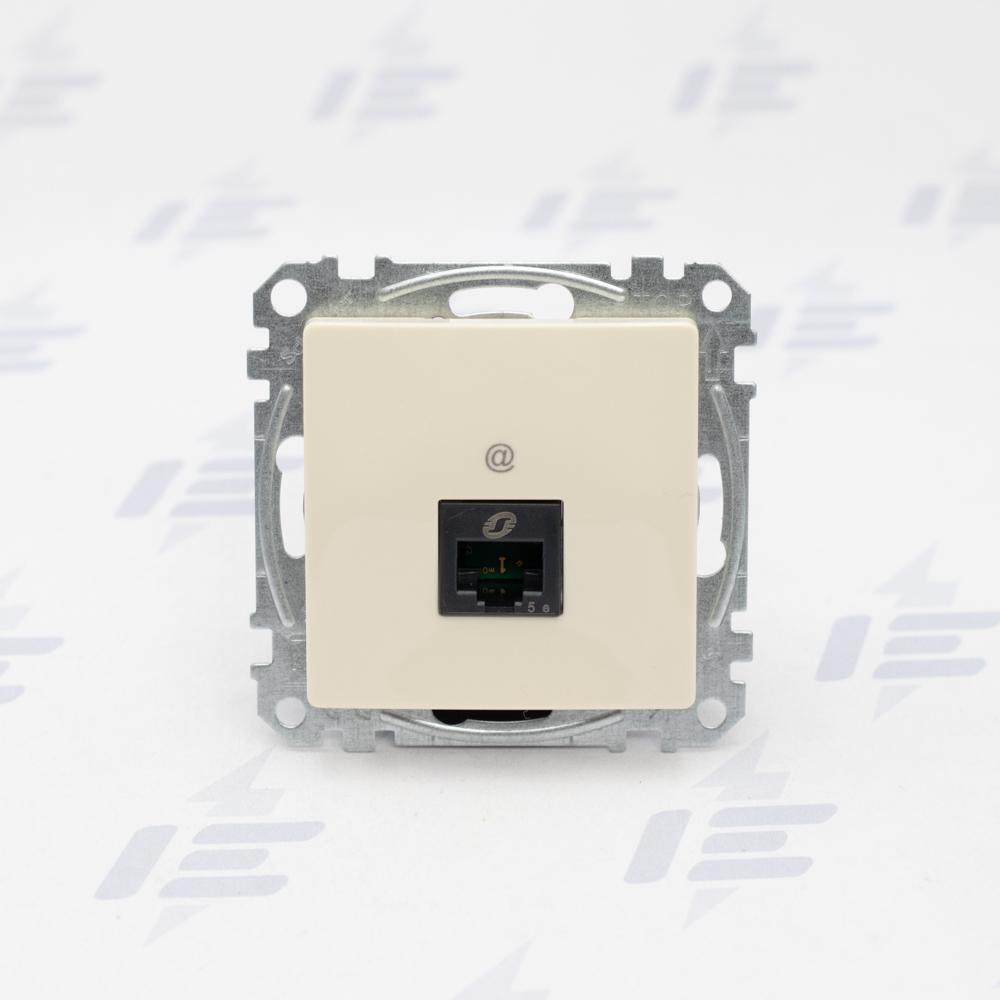 SDD112451 Sedna D/E - Datová zásuvka 1xRJ45 kat. 5e UTP, Béžová