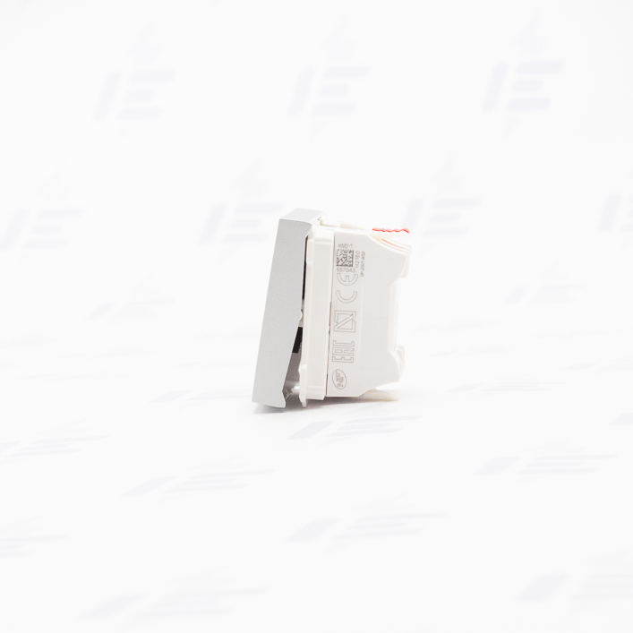 NU320330 Unica - Přepínač střídavý řazení 6, 2M, Aluminium