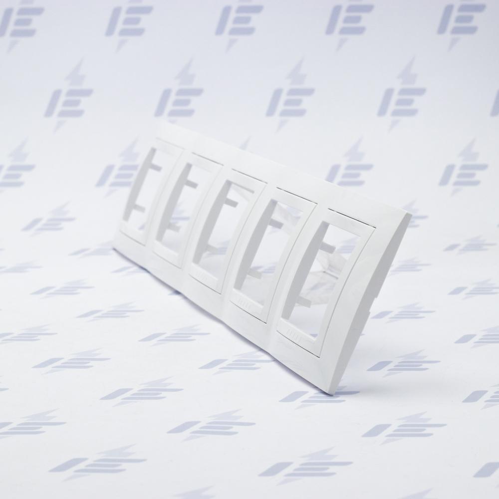 MGU2.010.18 Unica Basic - Krycí rámeček pětinásobný, Polar