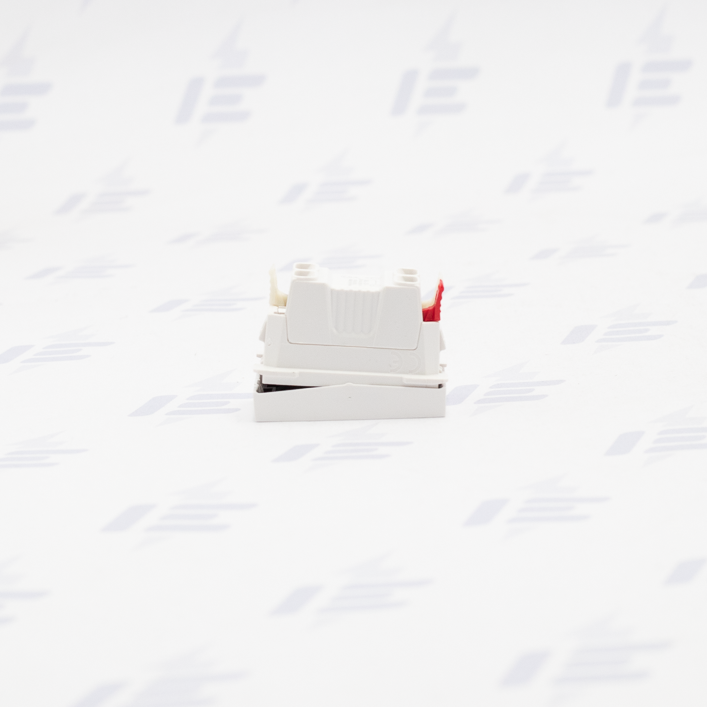 NU310318 Unica - Přepínač střídavý řazení 6, 1M, Bílý