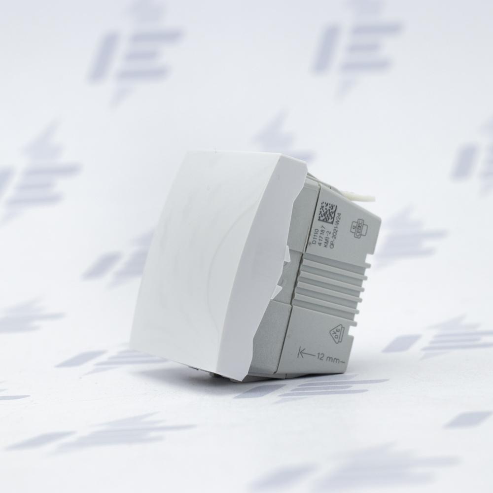 MGU3.201.18 Unica - Spínač jednopólový, řazení 1, Polar