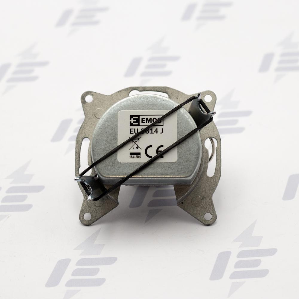 J0222 ZÁSUVKA ÚČ. EU 3614/DF17 (2501100300)