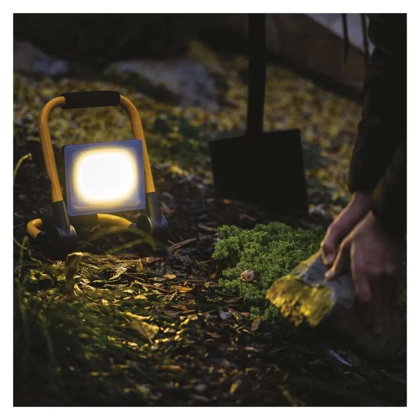 PŘENOSNÝ LED REFLEKTOR ILIO 31W 2800LM IP44 NW